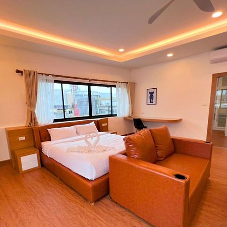 The Lodge Pattaya Εξωτερικό φωτογραφία