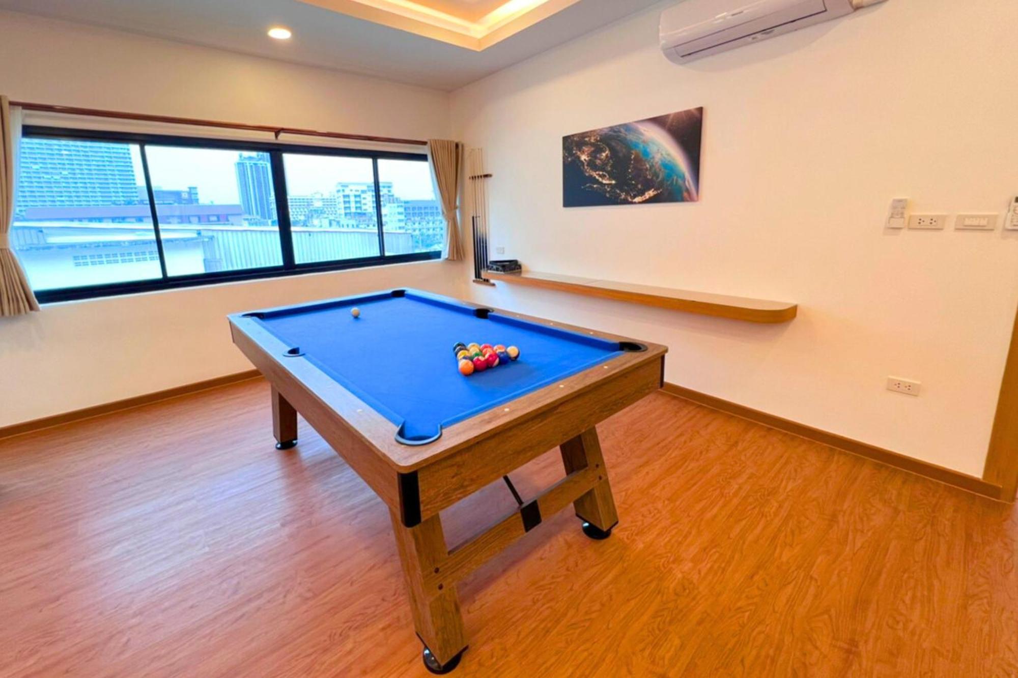 The Lodge Pattaya Εξωτερικό φωτογραφία