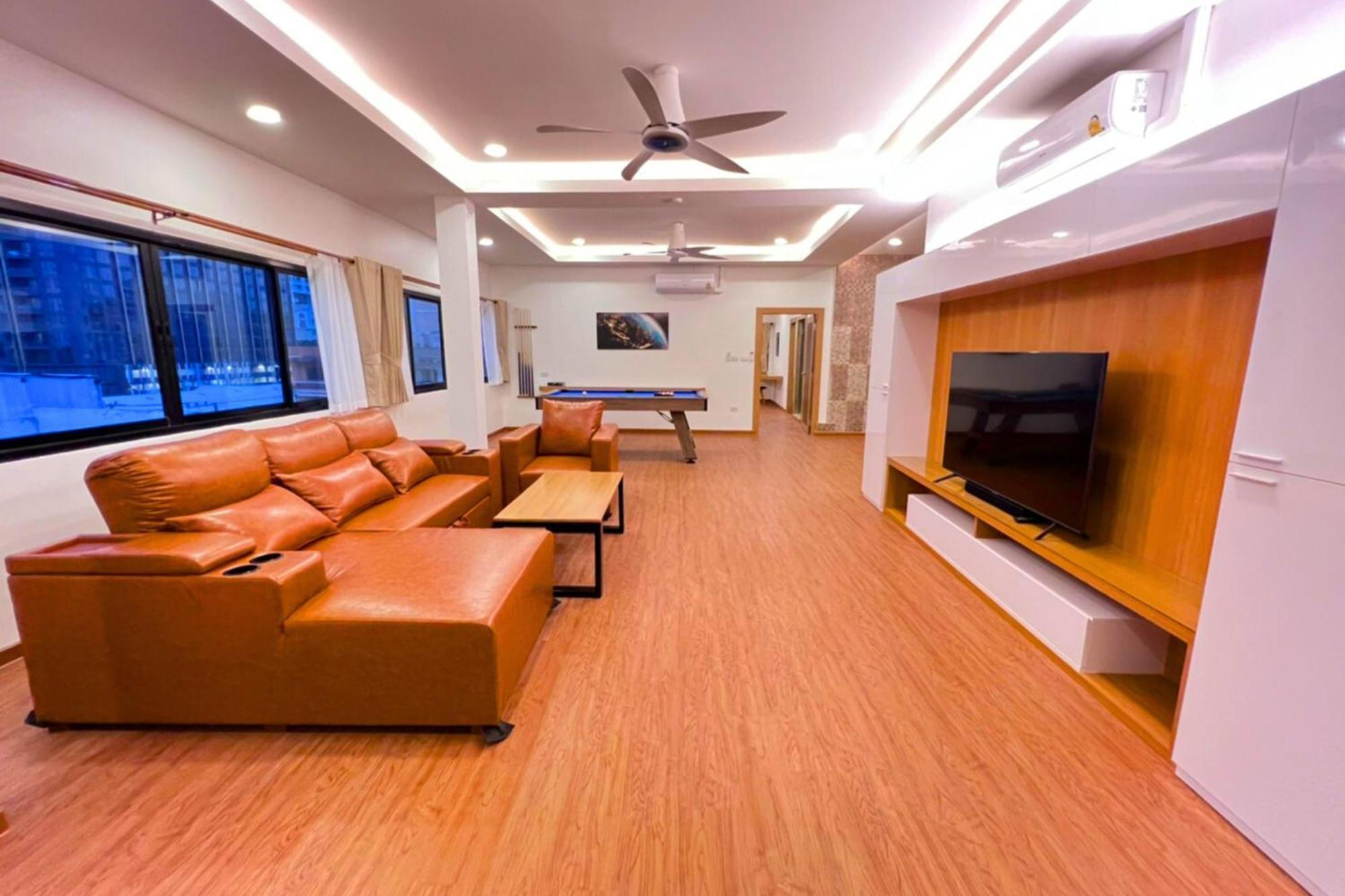 The Lodge Pattaya Εξωτερικό φωτογραφία